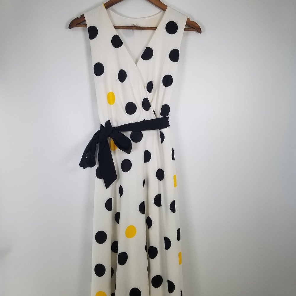 Polka Dot Retro Style Sleeveless A-Line Dress - Picture 2 of 8
